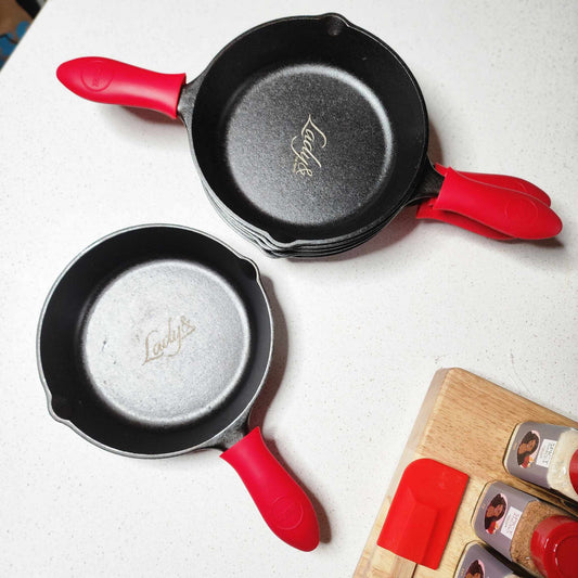 8" Cast Iron  Lady And The Pepper™️ Pan