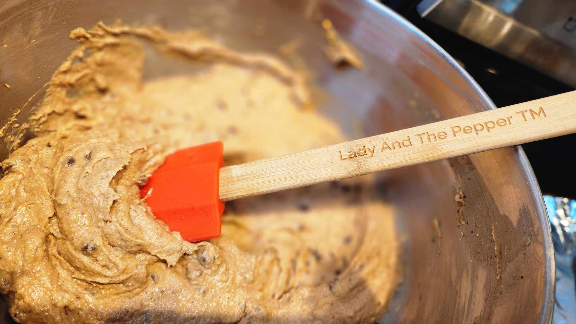 "Lady And The Pepper™️" Silicone Bamboo Spatula