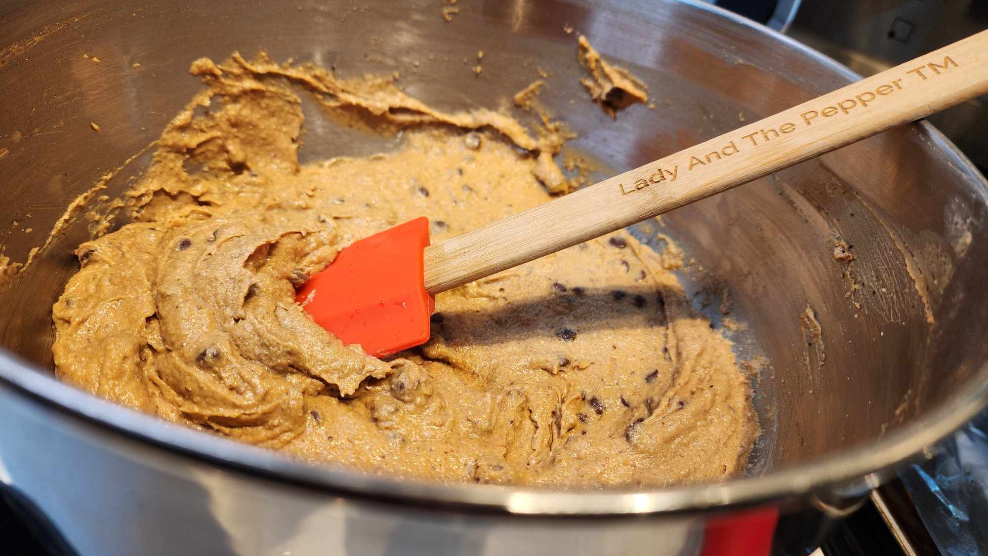 "Lady And The Pepper™️" Silicone Bamboo Spatula